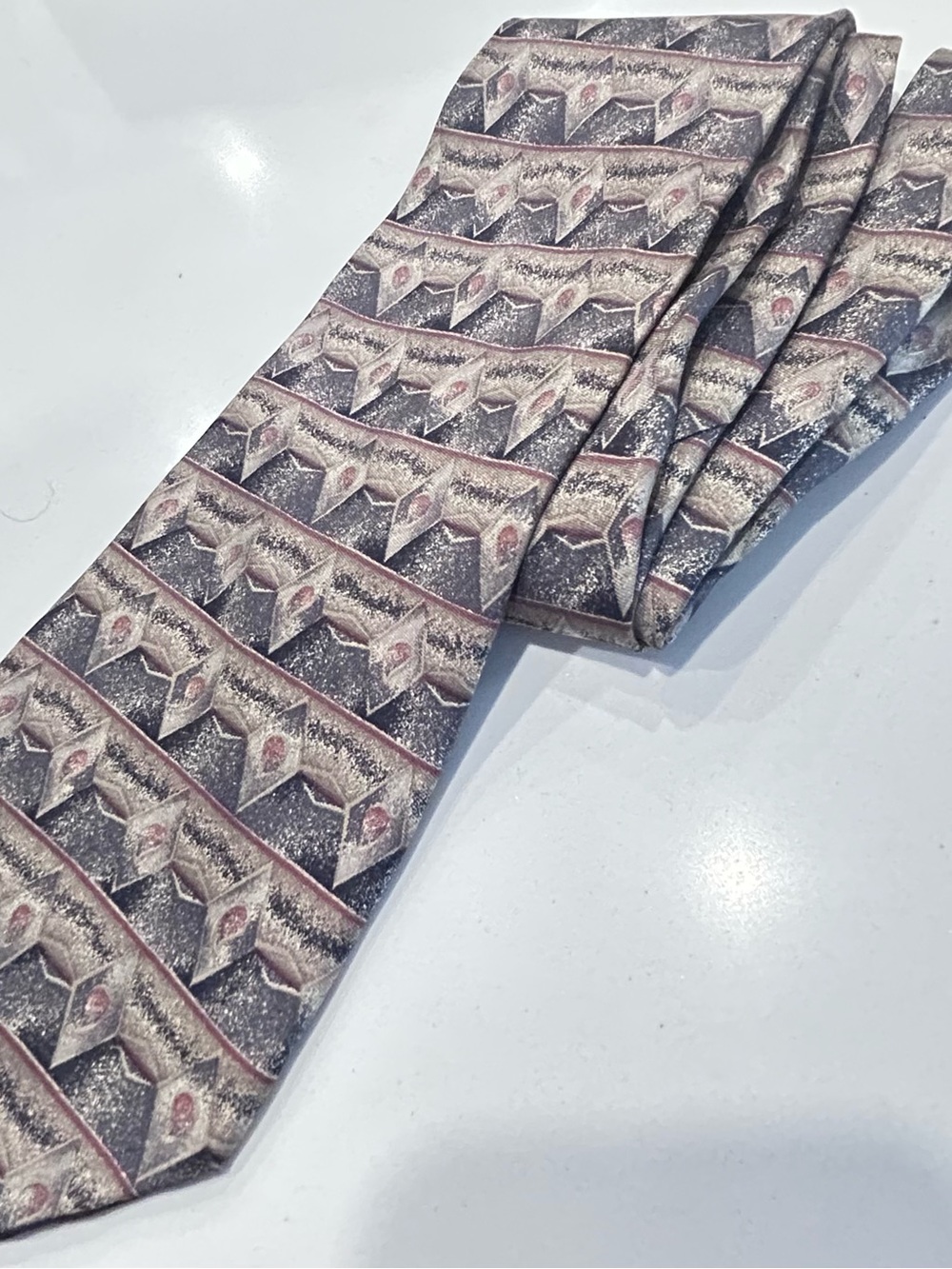 Vintage Barrington Mens 100% Silk Tie Geometric Abstract Made USA Necktie